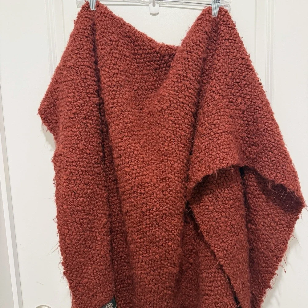 KENNEBUNK WEAVERS BEAUTIFUL Burgundy KNITTED AFGHAN 41